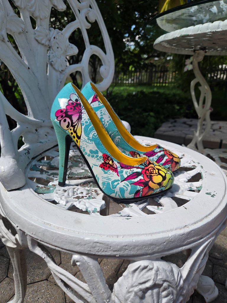 Ed Hardy Tattoo Print Canvas Pumps Heels Turquoise Blue Y2k Vintage New Size 6 — image 7 of 8